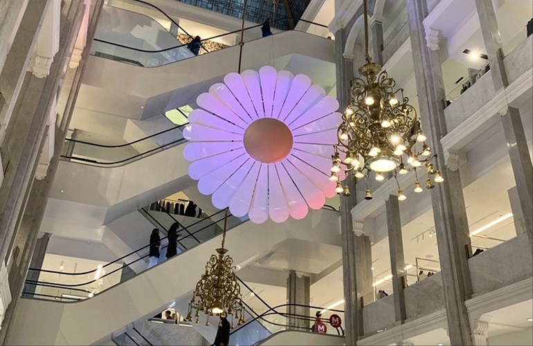 Trappor med belysning.